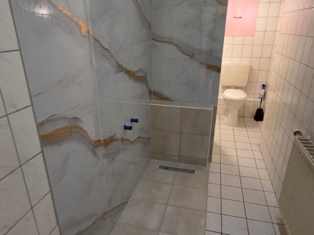 Badsanierung g-therm haustechnik bochum modernes Badezimmer Barrierefrei nachher
